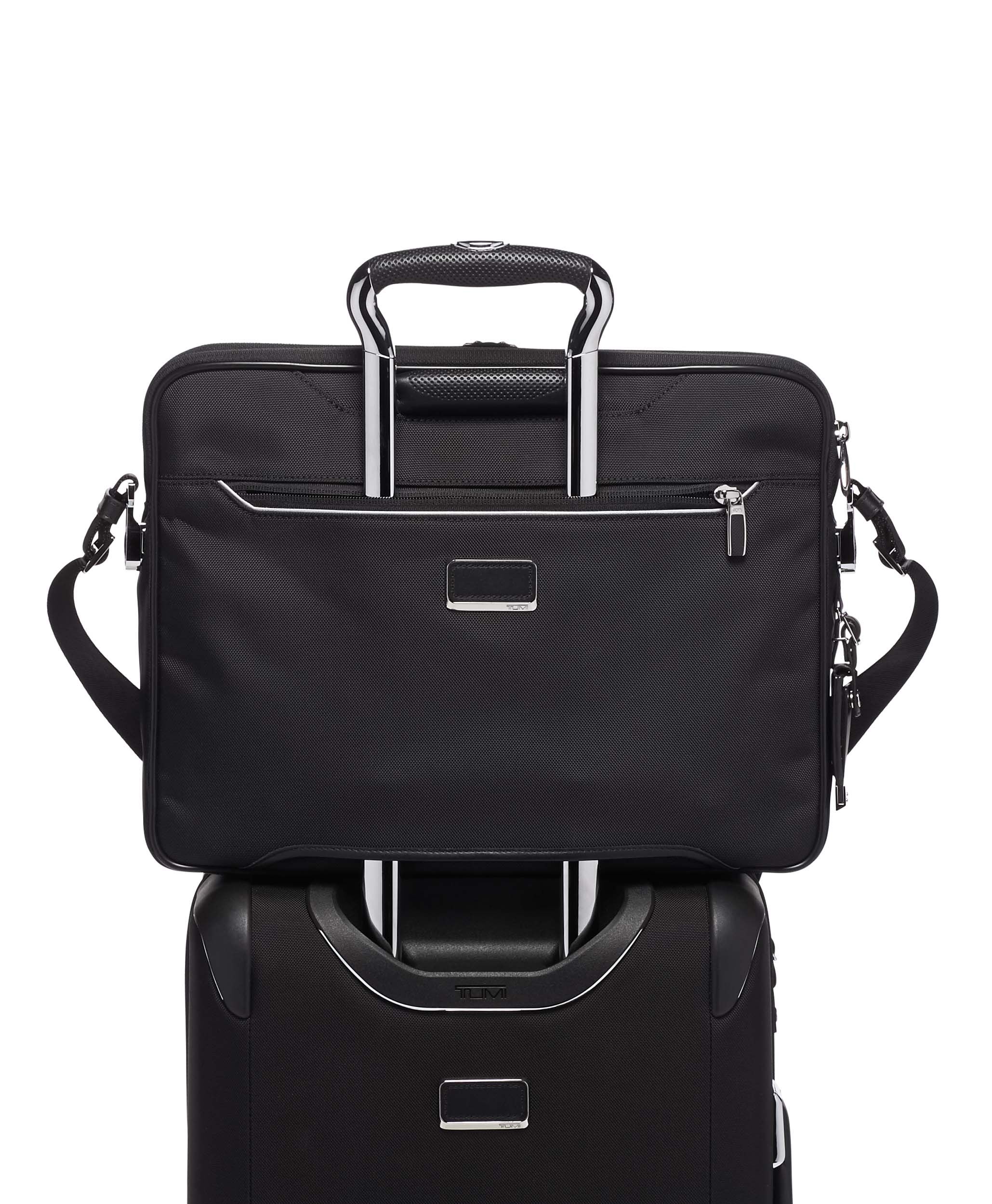 Tumi hannover slim brief hotsell