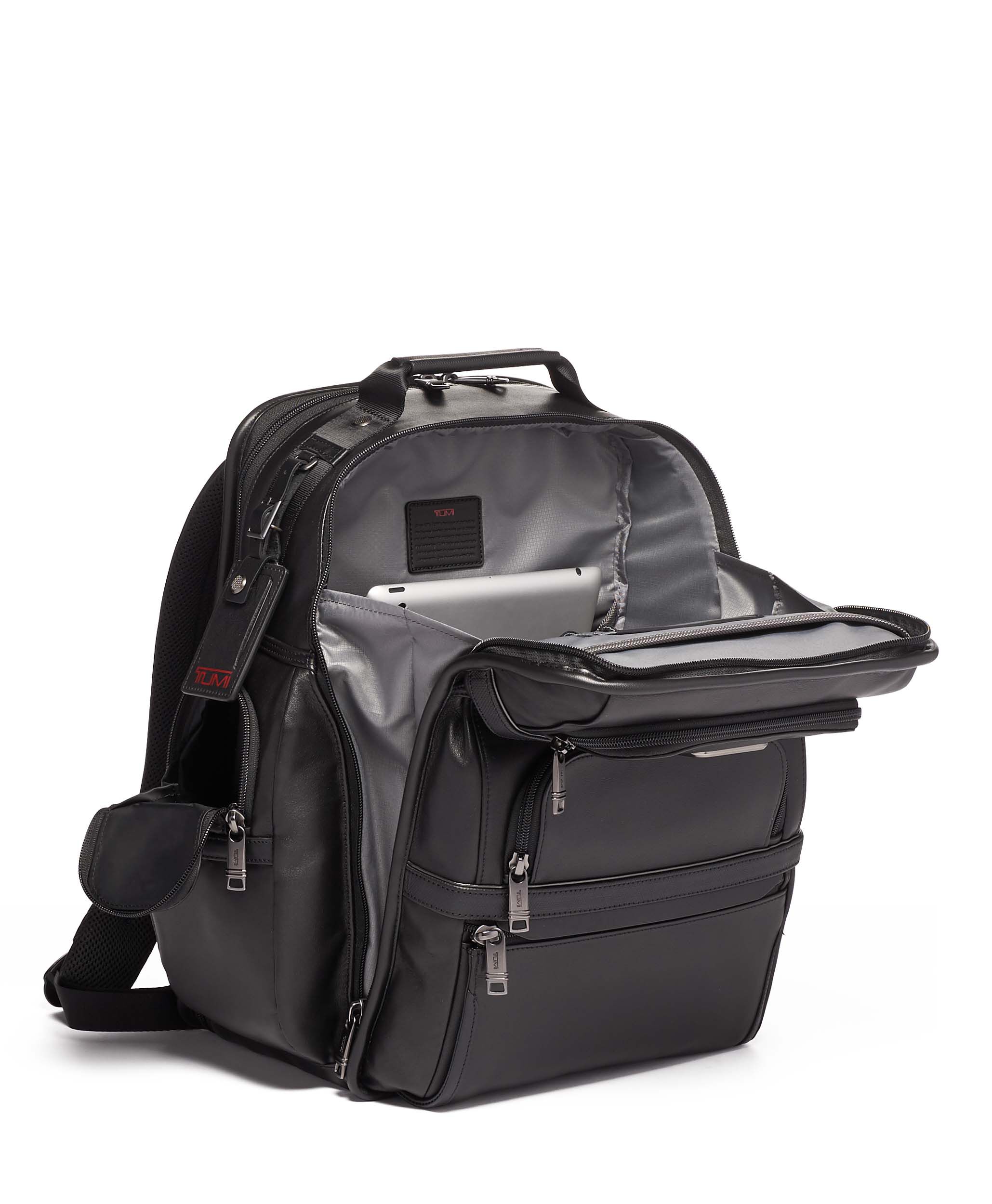 tumi t pass alpha 1