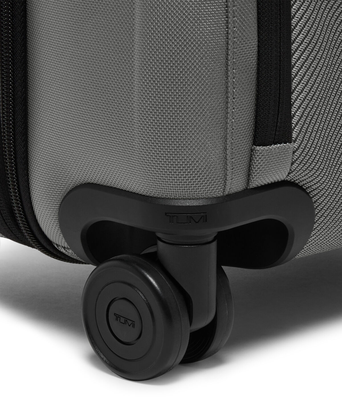 ALPHA Dual Access Expandable Cabin