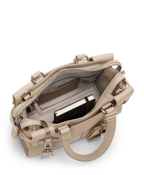 Agent Tote Klein