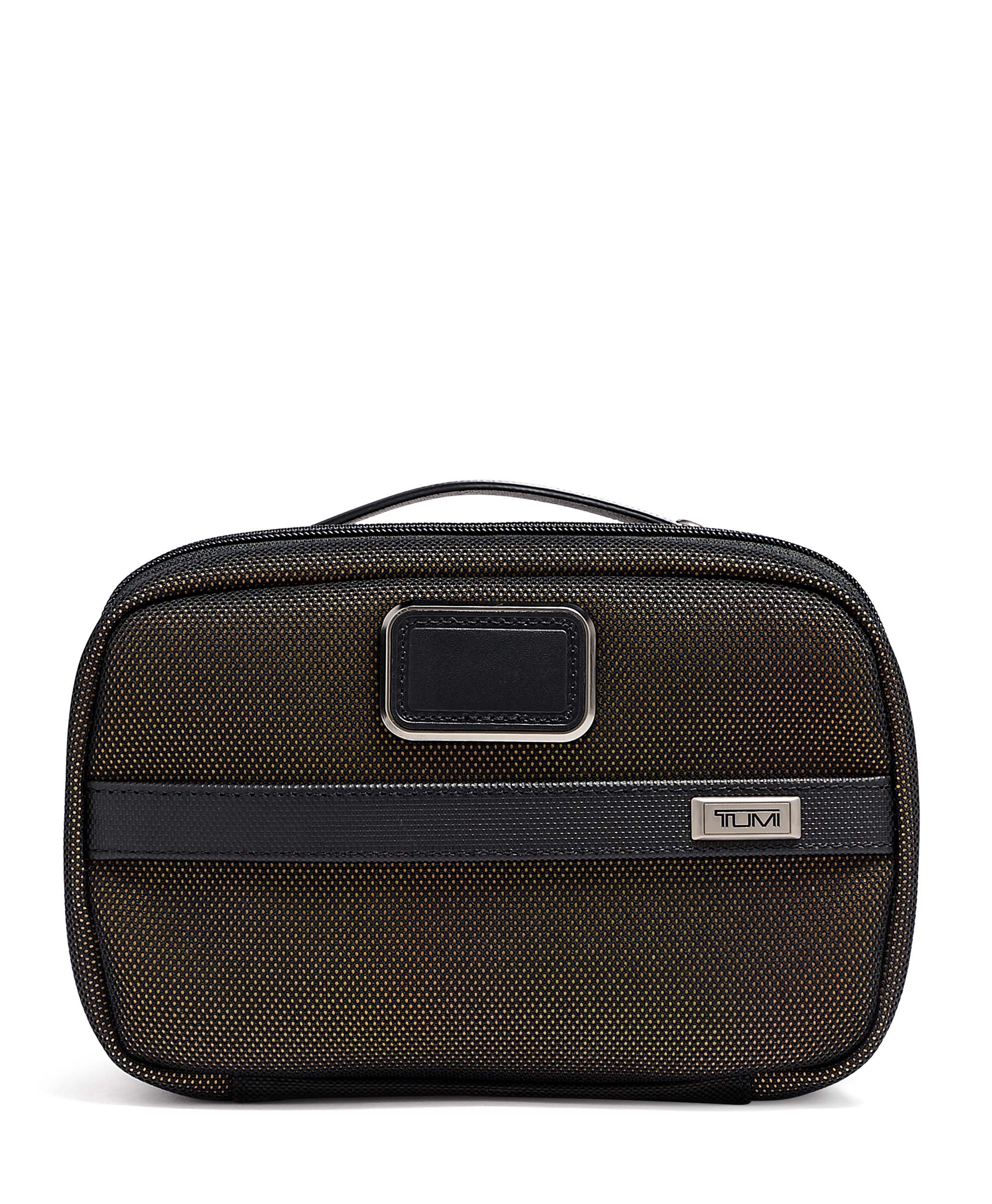 tumi alpha 2 dopp kit