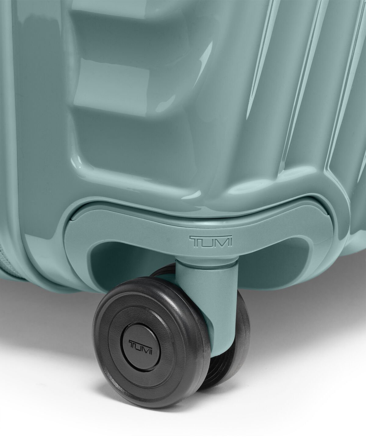 TUMI Gro&szlig;er Schrankkoffer 79,5 cm