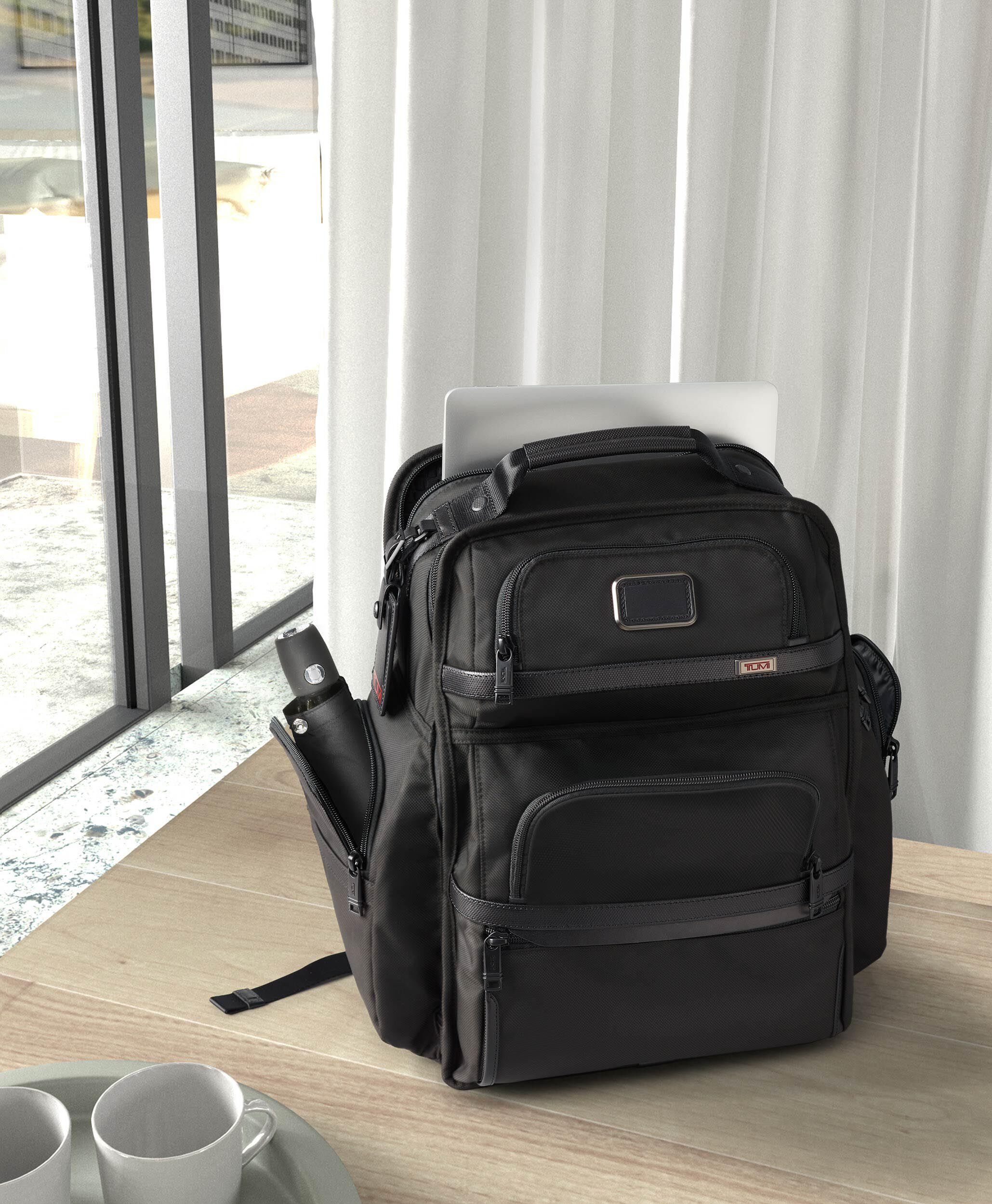 tumi alpha 3 backpack
