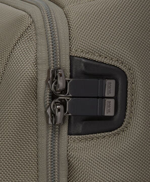Alpha Mittelgro&szlig;er 15" Erweiterbarer Rucksack