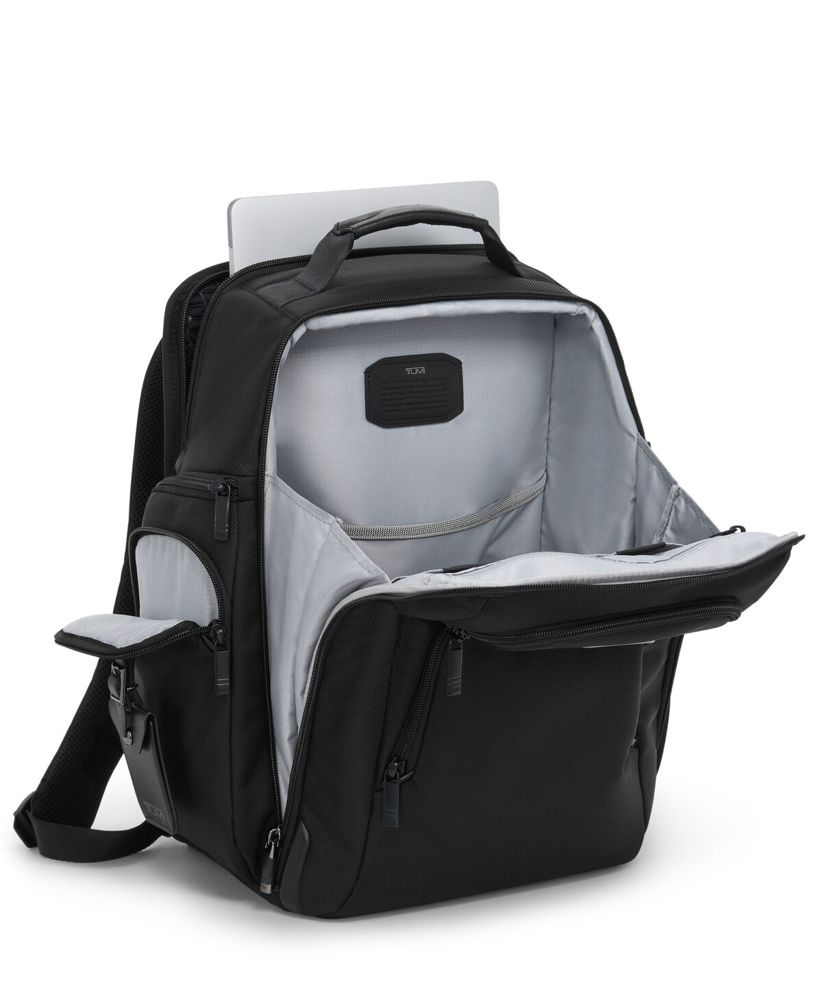Alpha TUMI Brief Pack&reg;