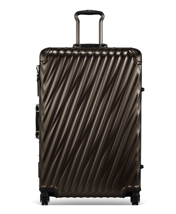 19 Degree Aluminum Koffer auf 4 Rollen für lange Reisen