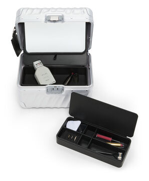 19 Degree Aluminium Beauty Case