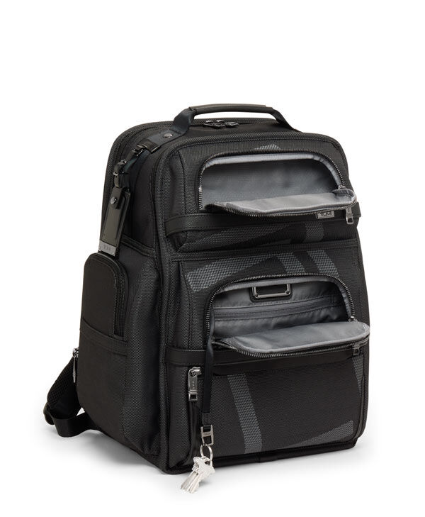 TUMI ALPHA3 Reflectivフラップパックブラック Alpha 3 Brief Pack Black | TUMI Austria