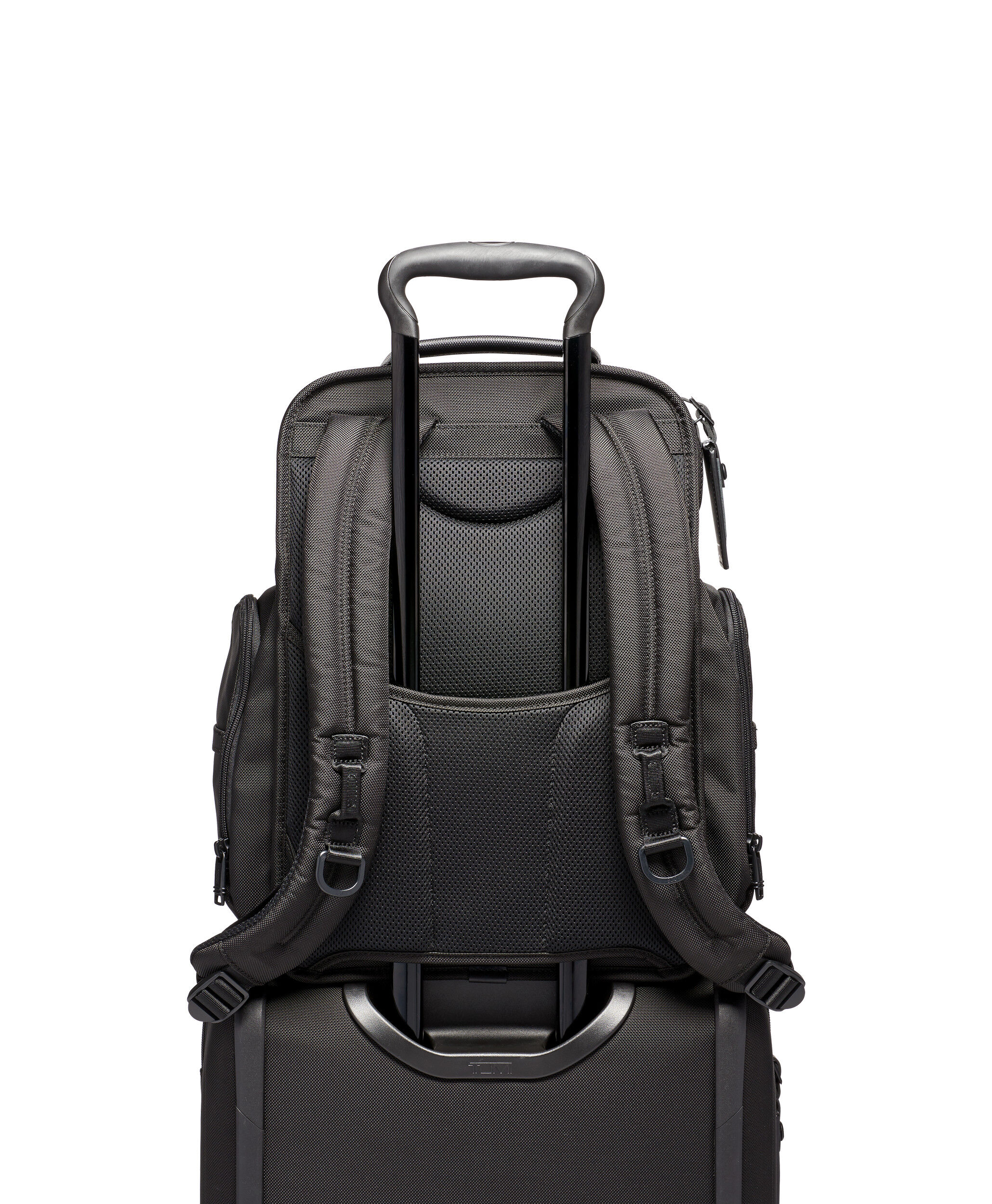 Alpha 3 Brief Pack Black | TUMI Austria